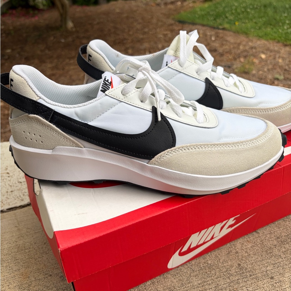 Nike Waffle Debut Men’s Sneakers